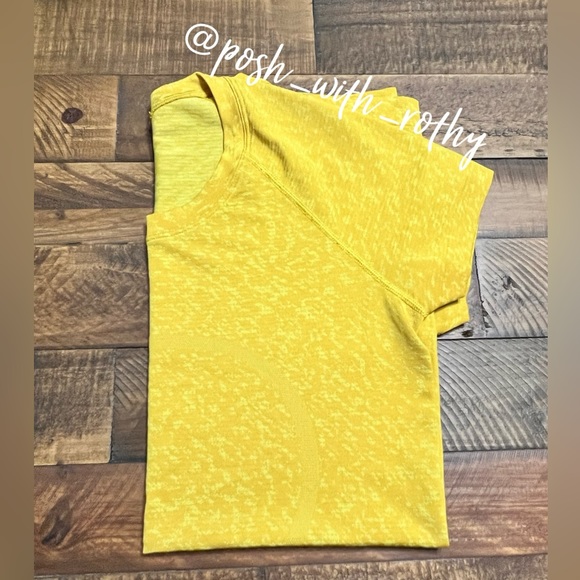 🍋 Lululemon Swiftly Tech Short Sleeve 2.0 - Picture 7 of 8